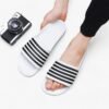 Chausson Claquette Rayures Noir et Blanc