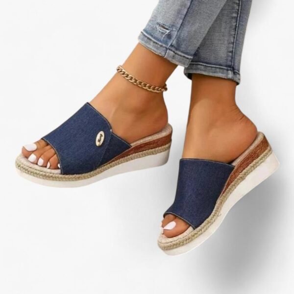 Chausson Sandale Compensé en Tissu