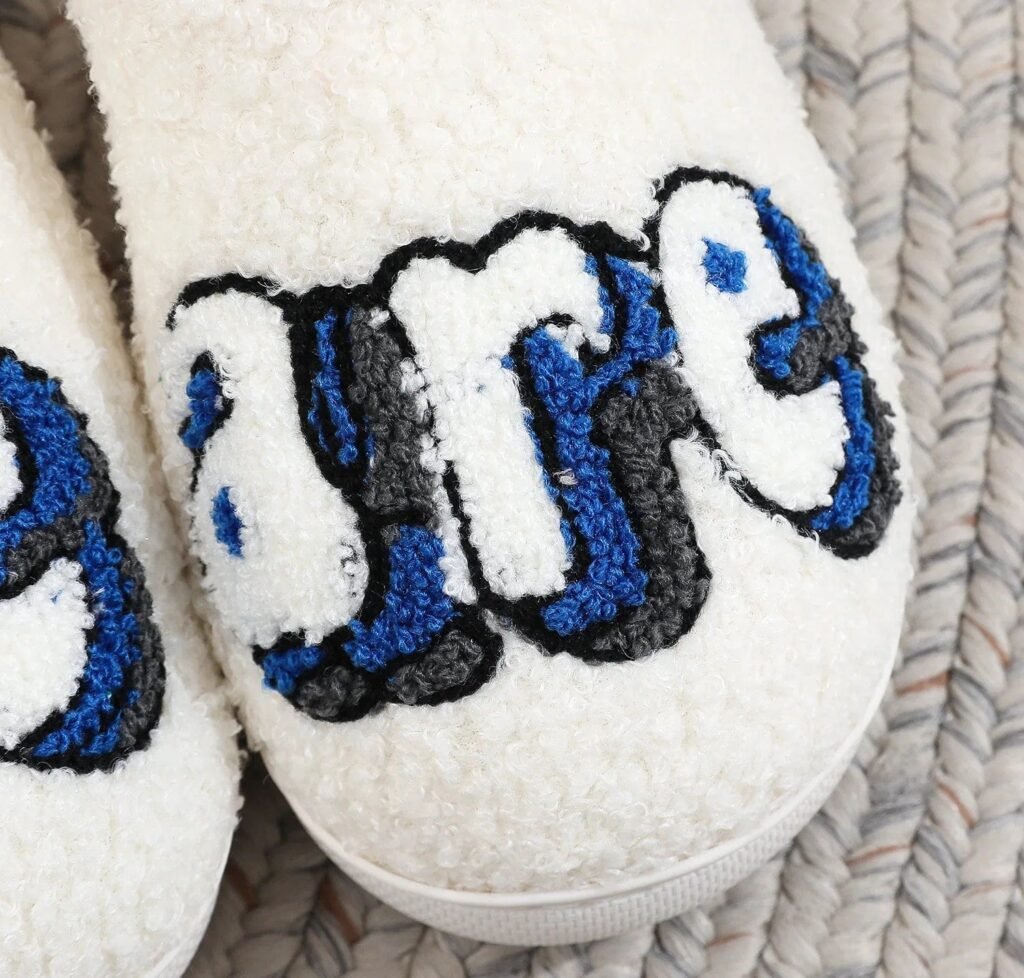 Chausson Mules Peluche Blanc et Bleu