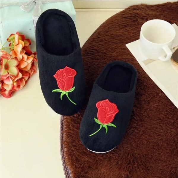 Chausson Femme Rose Brodé Fleur