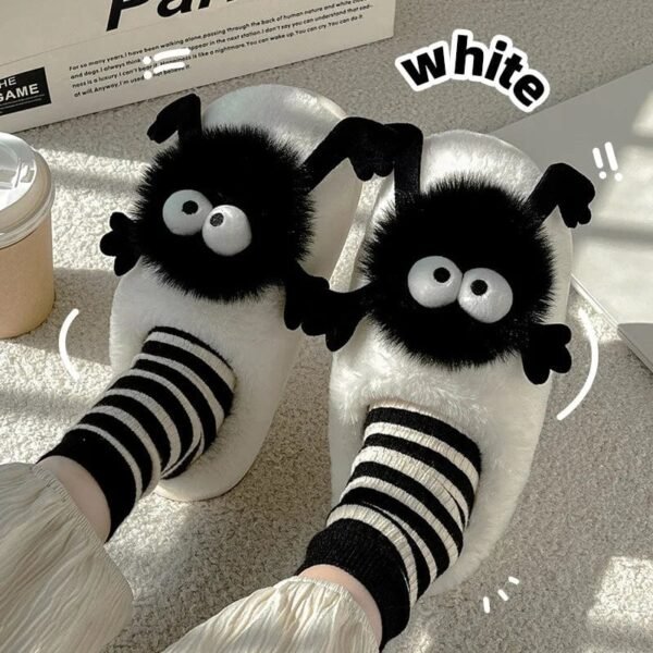 Chausson Peluche Kawaii Monstre Noir