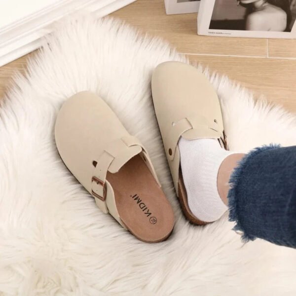 Chausson Mule Beige Boucle Cuir