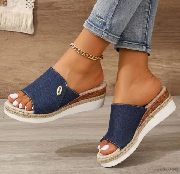 Chausson Sandale Compensé en Tissu