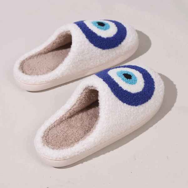 Chausson Oeil Bleu Peluche