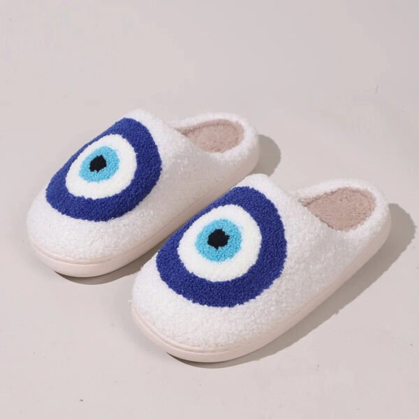 Chausson Oeil Bleu Peluche