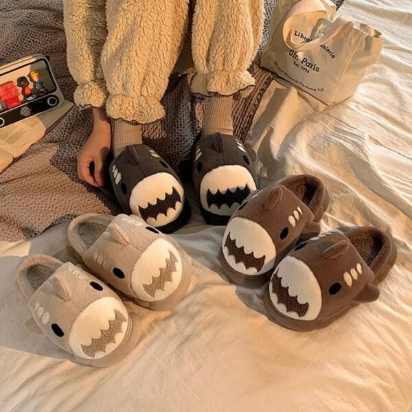 Chausson Requin Peluche Adulte