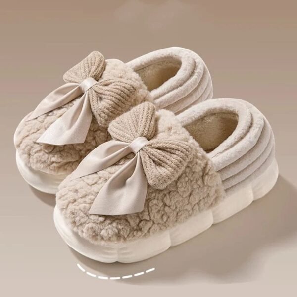 Chausson Femme Peluche Nœud Papillon